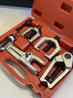 Набір знімачів кульових опор і кермових наконечників універсальний (5ед.) СТАНДАРТ NSK0501 купити