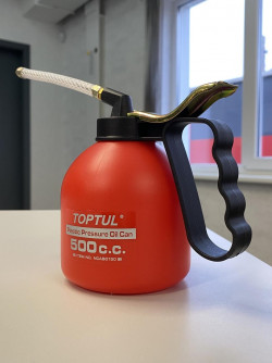 Маслёнка рычажная пластиковая TOPTUL 500 мл гибкий наконечник NCAB0150 заказать