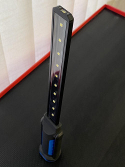 Фонарь светодиодный на магните 10+1, тонкий, аккумуляторный (Made in GERMANY) G.I.KRAFT TL-1001 цена