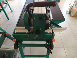 Плиткорез Sturm TC-9823U (1,2Квт; 250мм; 1060х468мм раб. стол) акция