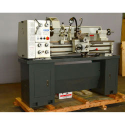 ТОКАРНЫЙ СТАНОК ПО МЕТАЛЛУ FDB MASCHINEN TURNER 320X1000WM