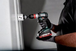 Акумуляторний дриль-шуруповерт Metabo BS 18 LT BL Q Bund в Украине