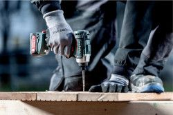 Акумуляторний ударний гайковерт Metabo PowerMaxx SSD 12 BL в Україні