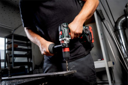 Акумуляторний різьбонарізчик Metabo GB 18 LTX BL Q I акция