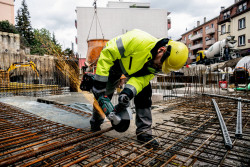 Акумуляторна кутова шліфувальна машина Metabo WPB 36-18 LTX BL 24-230 Quick заказать