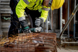Акумуляторна кутова шліфувальна машина Metabo W 18 7-125 в Украине
