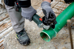Акумуляторна кутова шліфувальна машина Metabo W 18 L 9-125 Quick в Україні