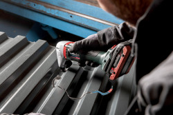 Акумуляторні висичні ножиці Metabo NIV 18 LTX BL 1.6 в Україні