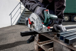 Акумуляторна ручна дискова пила для металу Metabo MKS 18 LTX 58 не дорого