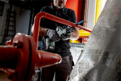 Акумуляторна шабельна пила Metabo SSE 18 LTX BL Compact в Україні