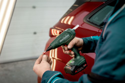 Аккумуляторний пістолет для гарячого клею Metabo HK 18 LTX 20 замовити