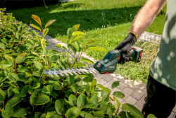 Акумуляторні кущові та газонні ножиці Metabo PowerMaxx SGS 12 Q замовити