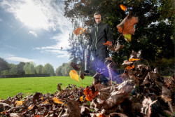 Акумуляторна садова повітродувка Metabo LB 18 LTX BL 