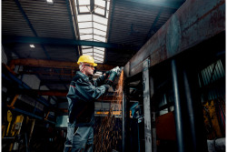 Кутова шліфувальна машина Metabo WEA 24-180 MVT Quick в Україні