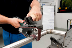 Стрічкова шліфувальна машина для труб Metabo RBE 9-60 Set в Україні