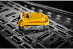 Набір акумуляторних батарей PowerStack DeWALT DCBP034E2 скидки