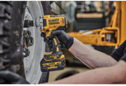 Гайковерт ударний акумуляторний безщітковий DeWALT DCF891N Arsenal Grand