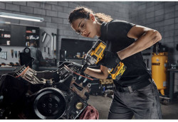 Гайковерт ударний акумуляторний безщітковий DeWALT DCF891P2T ціна