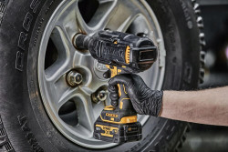 Гайковерт ударний акумуляторний безщітковий DeWALT DCF900P2G акция