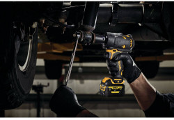 Гайковерт ударный акумуляторний безщітковий DeWALT DCF901P1G цена