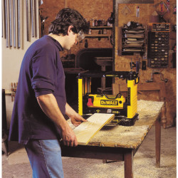 Верстат рейсмусний мережевий DeWALT DW733 не дорого