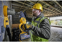 Дриль акумуляторний безщітковий DeWALT DCD470N замовити