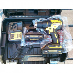 Дриль-шурупокрут акумуляторний безщітковий DeWALT DCD777L2T в Україні