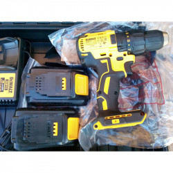 Дриль-шурупокрут акумуляторний безщітковий DeWALT DCD777L2T не дорого