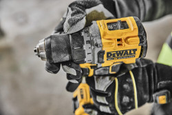 Дриль-шуруповерт аккумуляторний безщітковий DeWALT DCD800E2T ціна