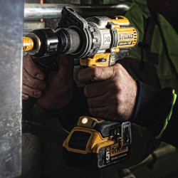 Дриль-шурупокрут акумуляторний безщітковий ударний DeWALT DCD996P3 фото