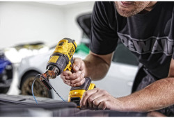 Пістолет гарячого повітря - акумуляторний фен DeWALT DCE530N акція