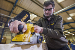 Рубанок мережевий DeWALT D26500 купить