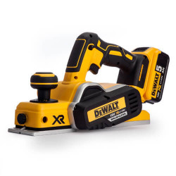 Рубанок акумуляторний безщітковий DeWALT DCP580P2 купить
