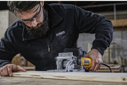 Фрезер ламельний мережевий DeWALT DW682K фото