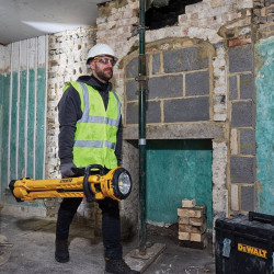 Ліхтар світлодіодний акумуляторний DeWALT DCL079 фото
