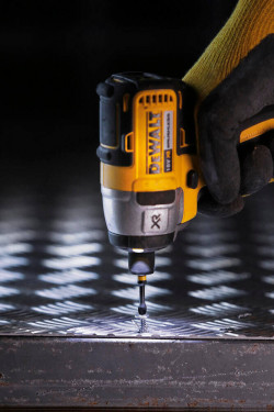 Набір біт DeWALT DT7998T в Украине