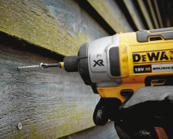 Набір біт DeWALT DT7998T не дорого