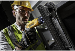 Викрутка аккумуляторна DeWALT DCF680G2 фото