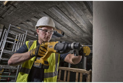 Перфоратор акумуляторний безщітковий SDS-Plus DeWALT DCH133N в Украине