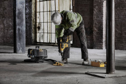 Перфоратор акумуляторний безщітковий SDS-Plus DeWALT DCH417NT купити