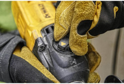 Перфоратор мережевий SDS-Plus DeWALT D25134K цена