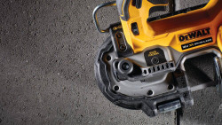Пила стрічкова акумуляторна безщіткова DeWALT DCS377NT фото