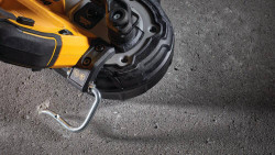 Пила стрічкова акумуляторна безщіткова DeWALT DCS377NT скидки