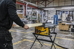 Пила настільна мережева DeWALT DWE7492 Arsenal Grand