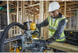 Пила торцювальна акумуляторна безщіткова DeWALT DCS727T2 замовити