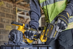 Штроборіз акумуляторний безщітковий DeWALT DCG200NT заказать