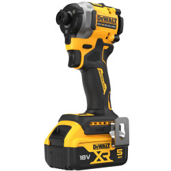 Шурупокрут ударний акумуляторний безщітковий DeWALT DCF850P2T купити