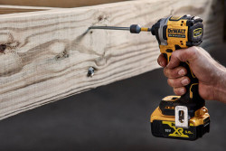 Шурупокрут ударний акумуляторний безщітковий DeWALT DCF850P2T Arsenal Grand