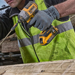 Шурупокрут акумуляторний ударний безщітковий DeWALT DCF887N в Україні