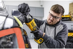 Полірувальна машина акумуляторна безщіткова DeWALT DCM848N в Україні